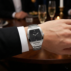 ساعة Guess Phoenix GW0387G1 للرجال باللون الفضي ومرصعة بالماس