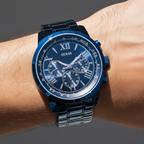 ساعة Guess Horizon W0379G5 باللون الأزرق الفولاذ المقاوم للصدأ بمظهر كرونوغراف