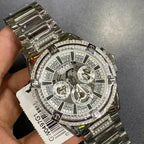 ساعة رجالي بهيكل فضي كريستالي من Guess King GW0497G1