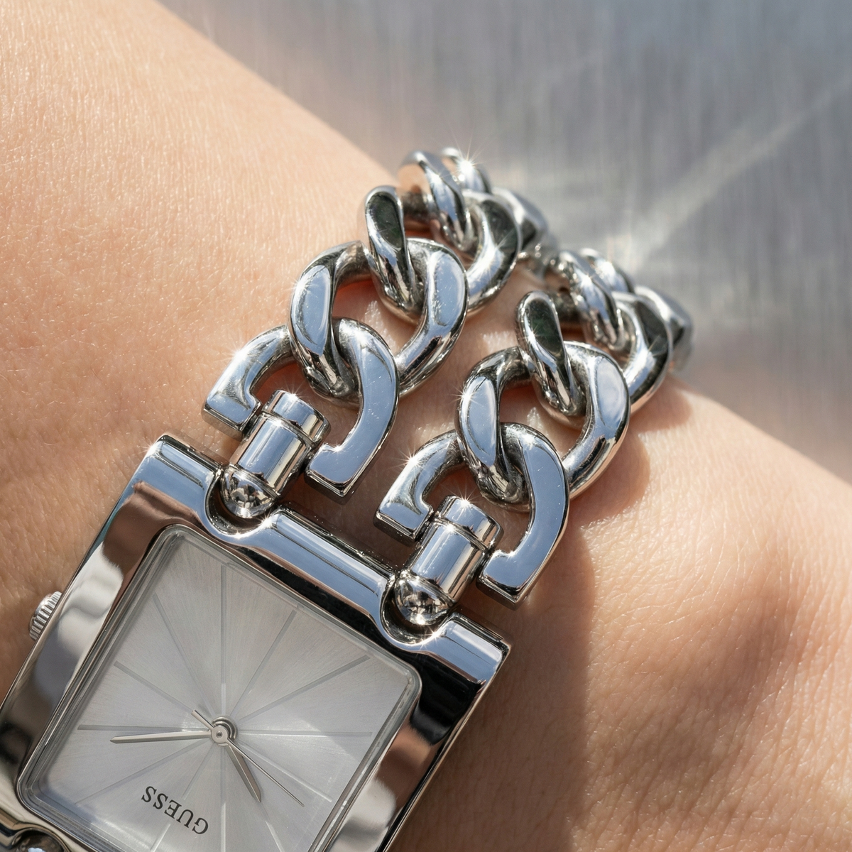 Guess Mod Heavy Metal W1117L1 Silver Tone Chain Bracelet Rectangular Watch