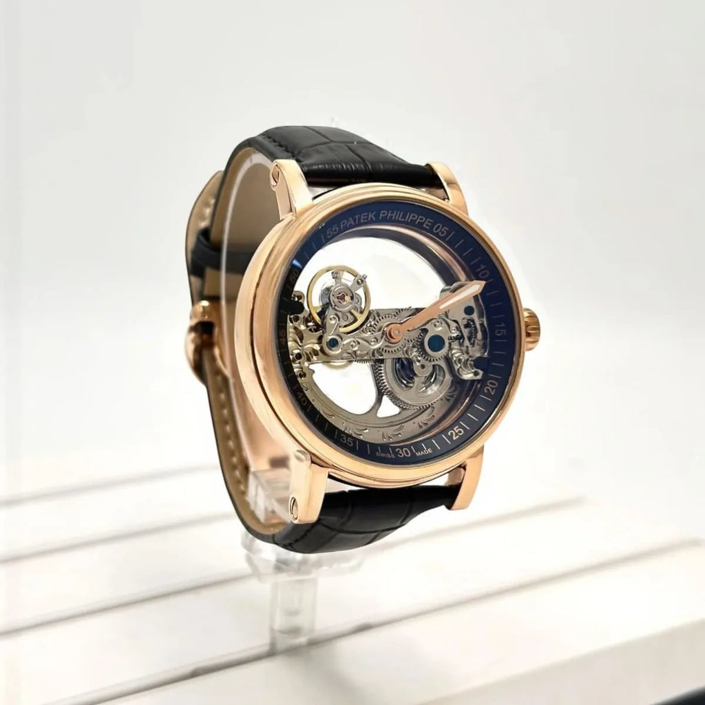 ساعة رجالية بهيكل ذهبي وردي وميناء Patek Philippe
